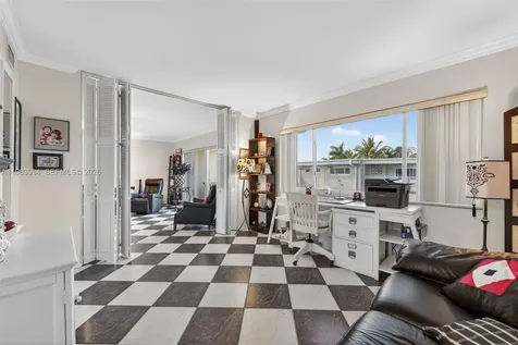 1198 Hillsboro Mile Hillsboro Beach FL 33062