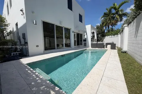 7475 NW 97th Court Doral FL 33178