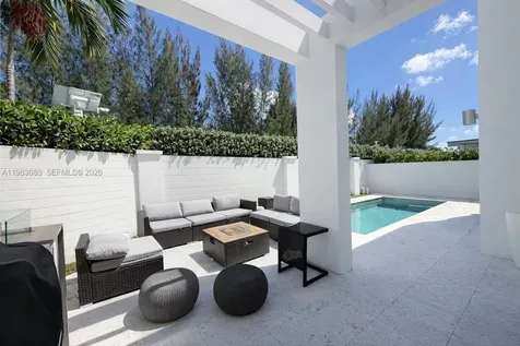 7475 NW 97th Court Doral FL 33178