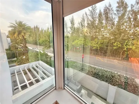 7475 NW 97th Court Doral FL 33178