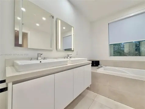 7475 NW 97th Court Doral FL 33178