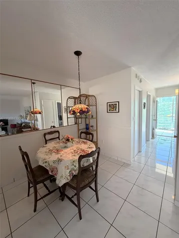 17000 NE 14th Avenue Miami FL 33162