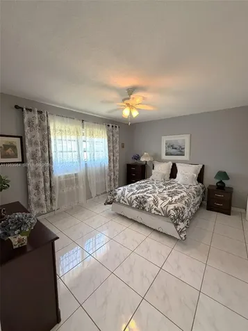17000 NE 14th Avenue Miami FL 33162