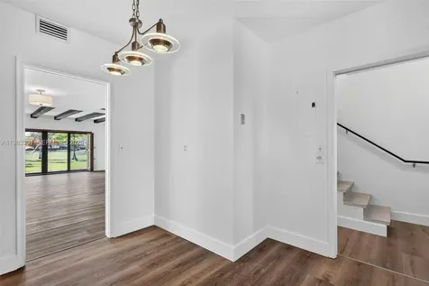 6190 SW 90th Court Miami FL 33173