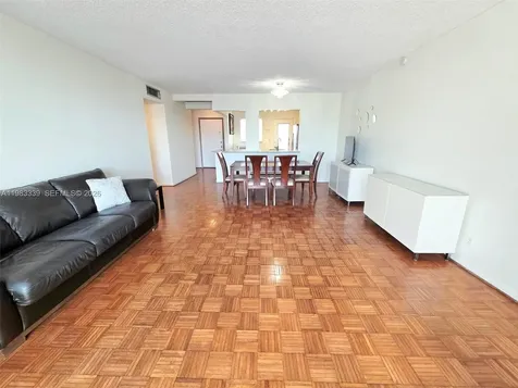 319 NE 14th Avenue Hallandale Beach FL 33009