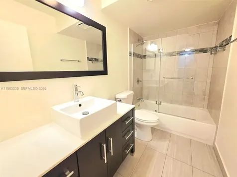 319 NE 14th Avenue Hallandale Beach FL 33009