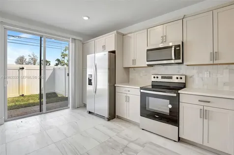 17149 SW 1st Street Pembroke Pines FL 33027
