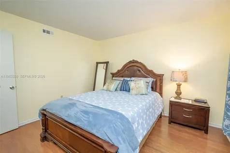 1000 Colony Point Circle Pembroke Pines FL 33026