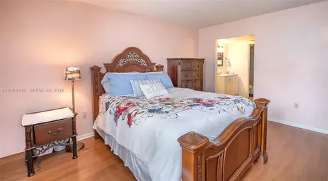 1000 Colony Point Circle Pembroke Pines FL 33026