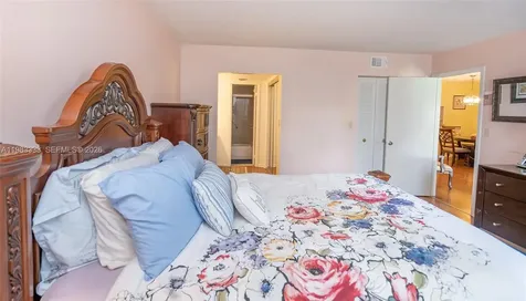 1000 Colony Point Circle Pembroke Pines FL 33026