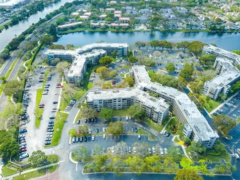 1000 Colony Point Circle Pembroke Pines FL 33026