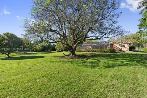 10930 SW 27th Court Davie FL 33328