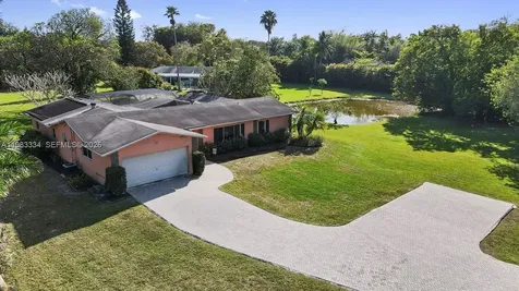 10930 SW 27th Court Davie FL 33328