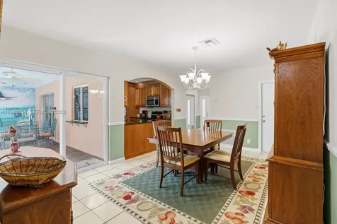10930 SW 27th Court Davie FL 33328
