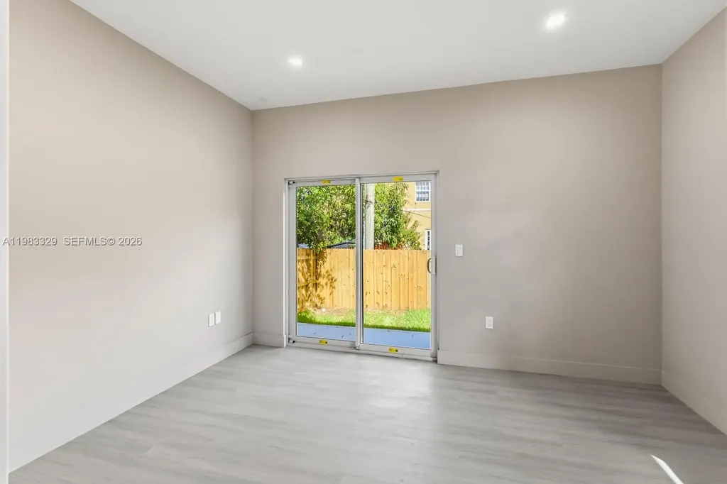 1028 NW 8th Avenue Fort Lauderdale FL 33311