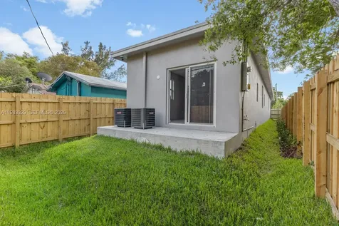 1028 NW 8th Avenue Fort Lauderdale FL 33311