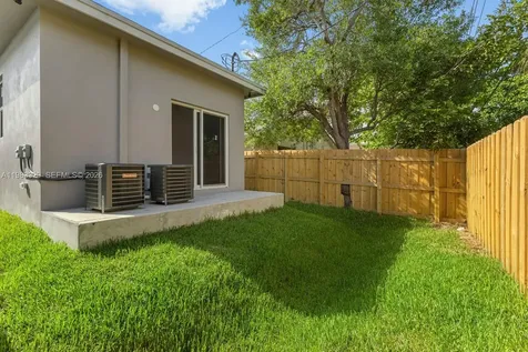 1028 NW 8th Avenue Fort Lauderdale FL 33311