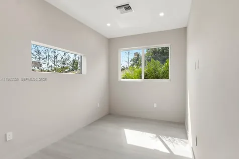 1028 NW 8th Avenue Fort Lauderdale FL 33311