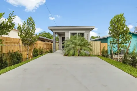 1028 NW 8th Avenue Fort Lauderdale FL 33311