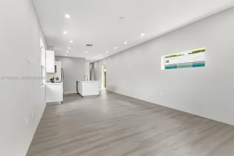 1028 NW 8th Avenue Fort Lauderdale FL 33311