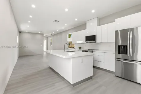 1028 NW 8th Avenue Fort Lauderdale FL 33311