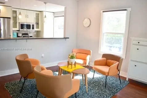1009 Tequesta Fort Lauderdale FL 33311-6261