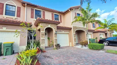 3777 SE 1st Street Homestead FL 33033