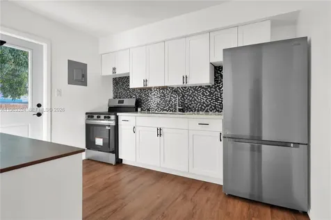 2760 NW 13th Court Fort Lauderdale FL 33311