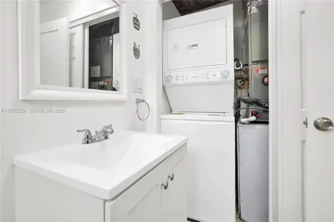 2760 NW 13th Court Fort Lauderdale FL 33311