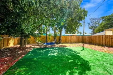 2760 NW 13th Court Fort Lauderdale FL 33311