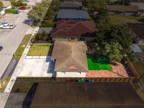 2760 NW 13th Court Fort Lauderdale FL 33311