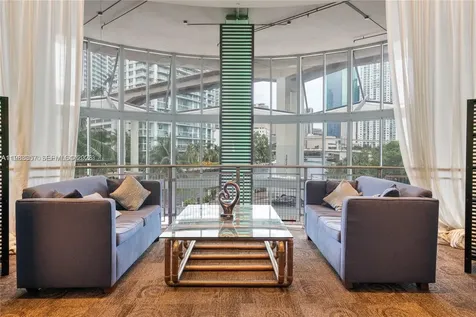 690 SW 1st Court Miami FL 33130