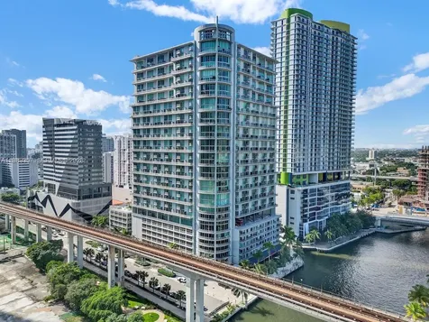 690 SW 1st Court Miami FL 33130