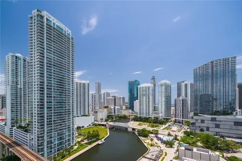 690 SW 1st Court Miami FL 33130