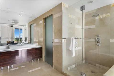 3737 Collins Avenue Miami Beach FL 33140