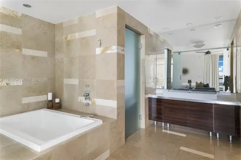 3737 Collins Avenue Miami Beach FL 33140