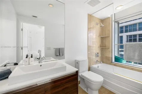 3737 Collins Avenue Miami Beach FL 33140