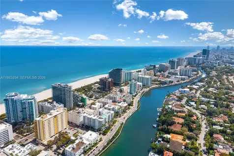 3737 Collins Avenue Miami Beach FL 33140