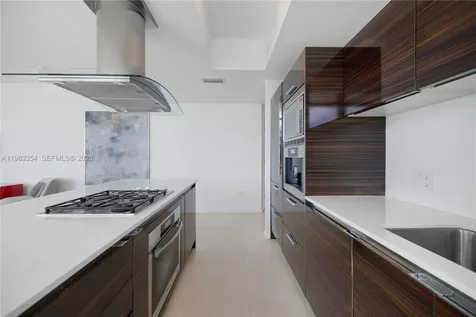 3737 Collins Avenue Miami Beach FL 33140