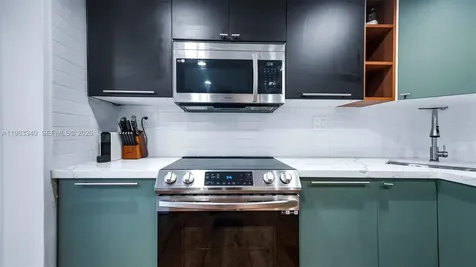 2750 NE 183rd Street Aventura FL 33160
