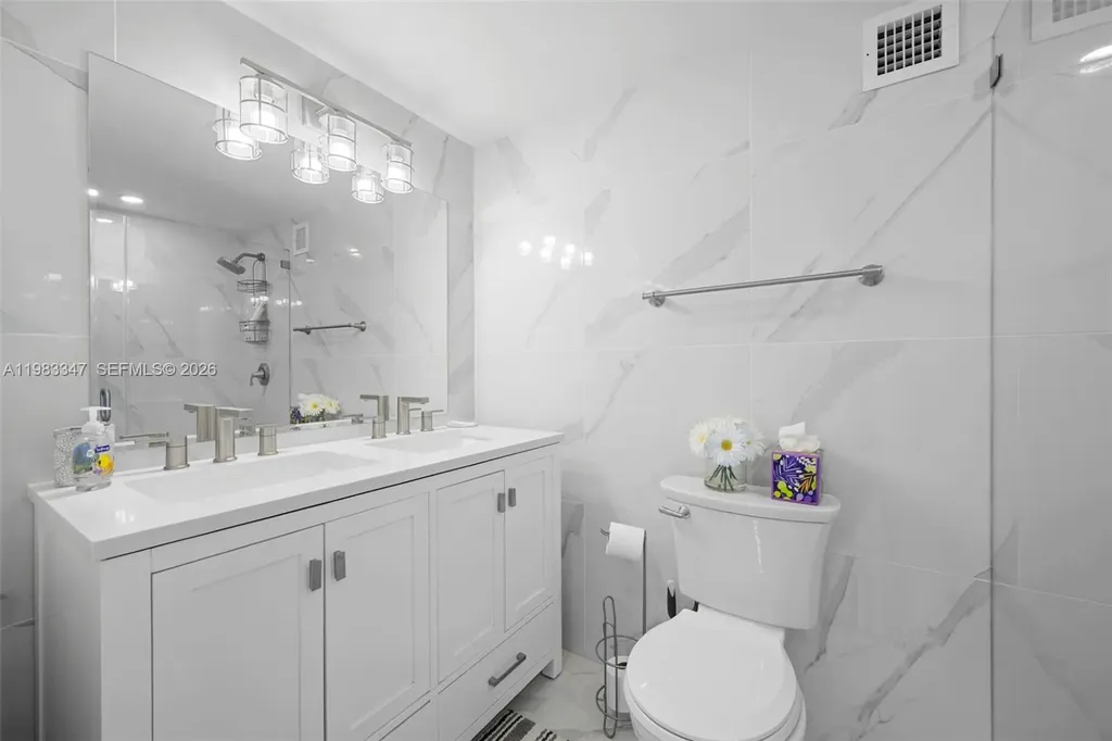 3725 S Ocean Drive Hollywood FL 33019