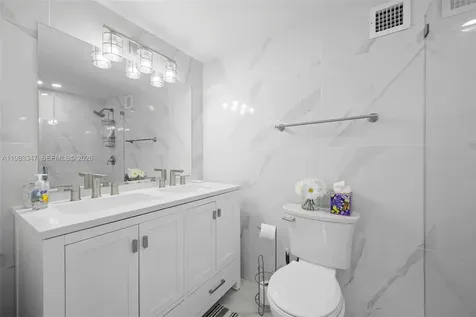 3725 S Ocean Drive Hollywood FL 33019