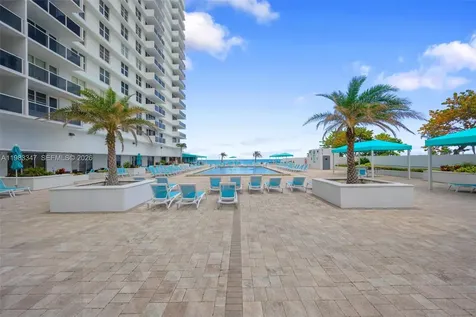 3725 S Ocean Drive Hollywood FL 33019