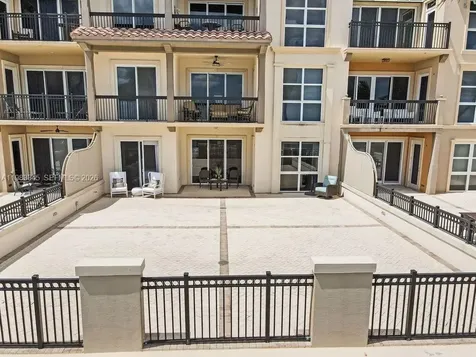 4444 El Mar Drive Lauderdale By The Sea FL 33308