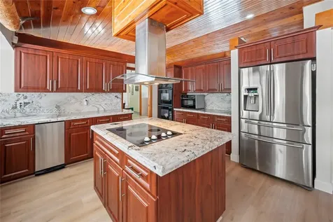 10320 SW 139th Street Miami FL 33176
