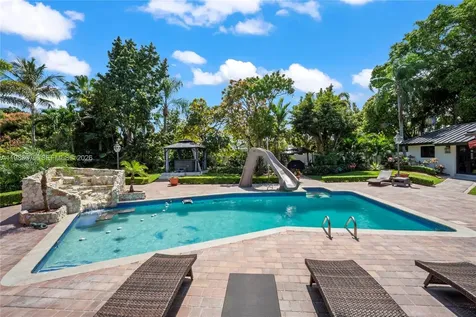 10320 SW 139th Street Miami FL 33176