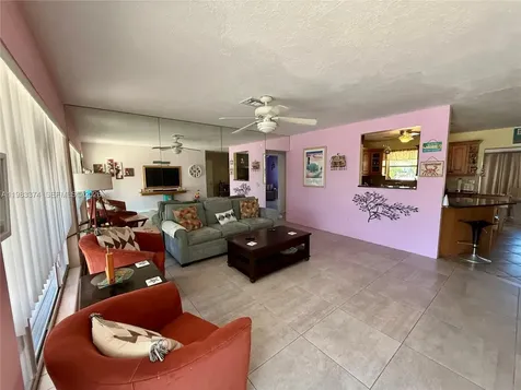 201 SE 3rd Avenue Pompano Beach FL 33060