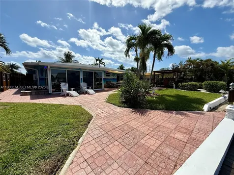 201 SE 3rd Avenue Pompano Beach FL 33060