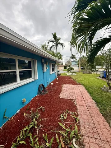 201 SE 3rd Avenue Pompano Beach FL 33060