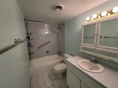 401 Golden Isles Drive Hallandale Beach FL 33009